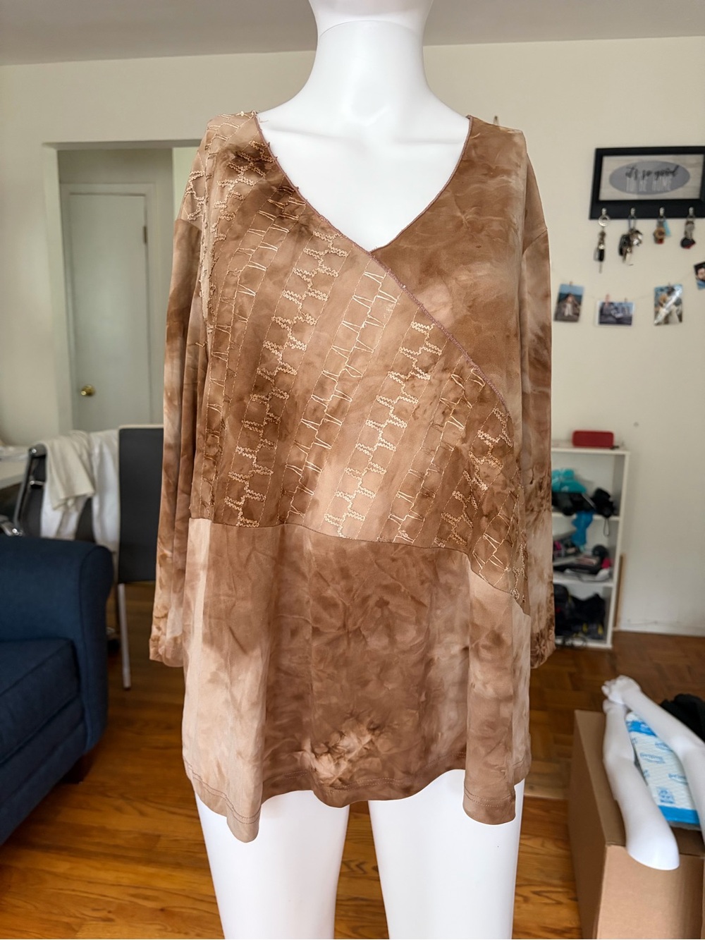 Vtg Only nine Women's XL Brown Tie-Dye Polyester Knit V-Neck Long Sleeve Blouse